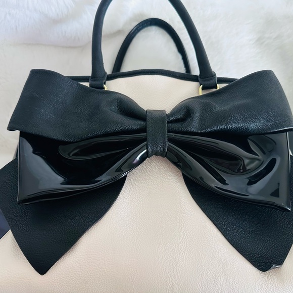 Betsey Johnson Black and Cream Satchel with Dramatic Bow - Picture 2 of 10